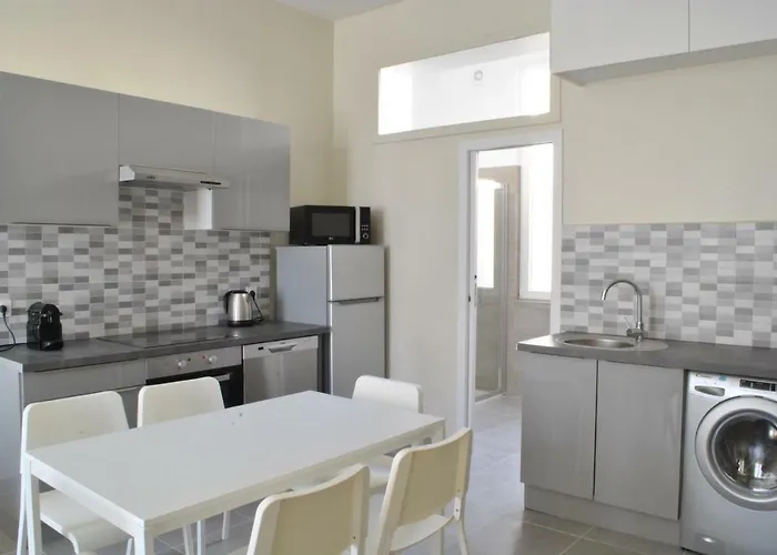 Lecerf 2p Zei5517 Cannes